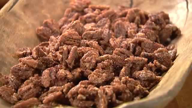 South Texas State Fair Cinnamon Roasted Pecans